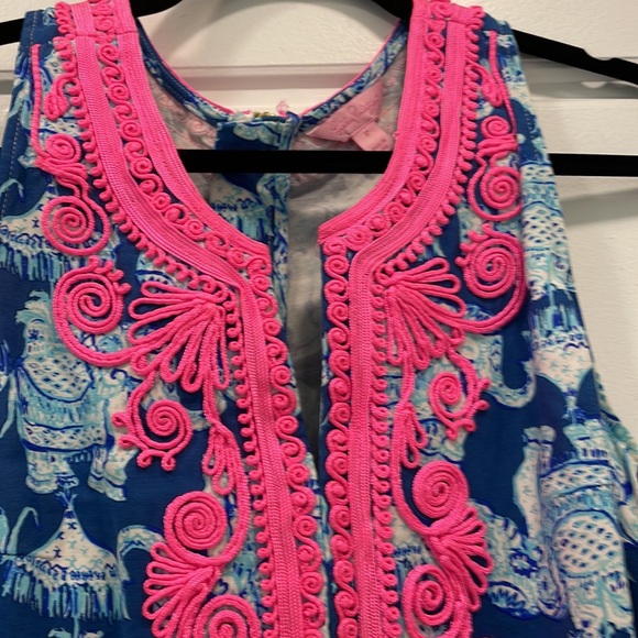 Lilly Pulitzer Sz 6 dress, blue and white elephant print. - Picture 3 of 5